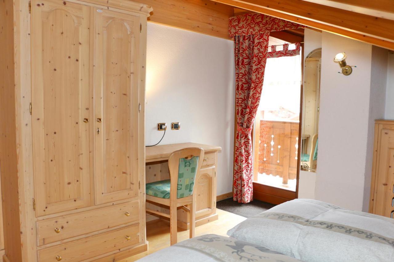 Bike&Ski Centro Apartments Livigno Bagian luar foto