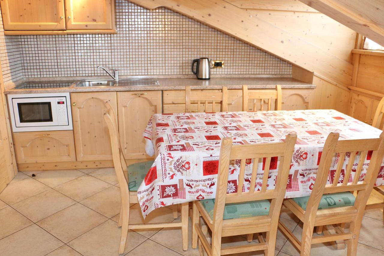Bike&Ski Centro Apartments Livigno Bagian luar foto